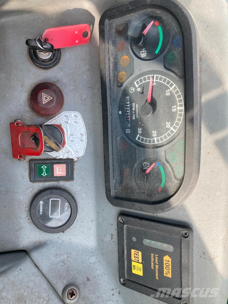 Deutz-Fahr AGROVECTOR 30.7 Verreikers