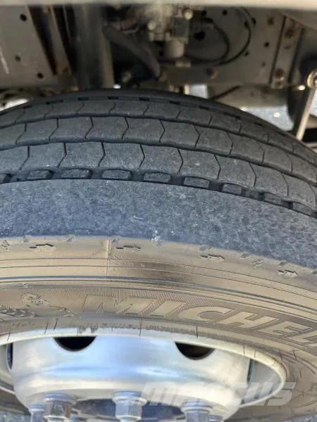 Iveco EuroCargo 140E250 Tiefkühl Mitsubishi TDJ 300 Klim Kamioni hladnjače
