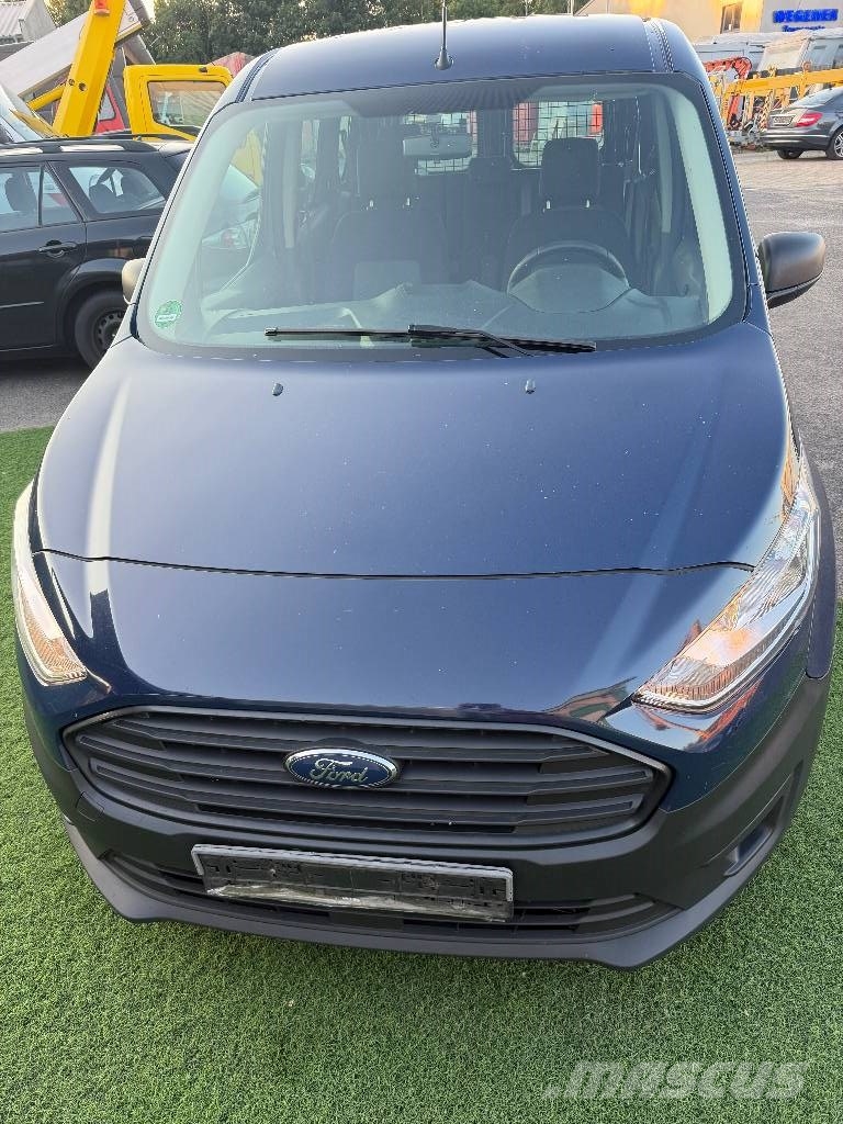 Ford Connect Auto's