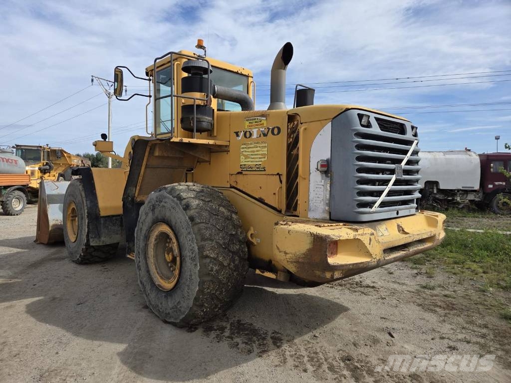 Volvo L 180 E Фронтальні навантажувачі