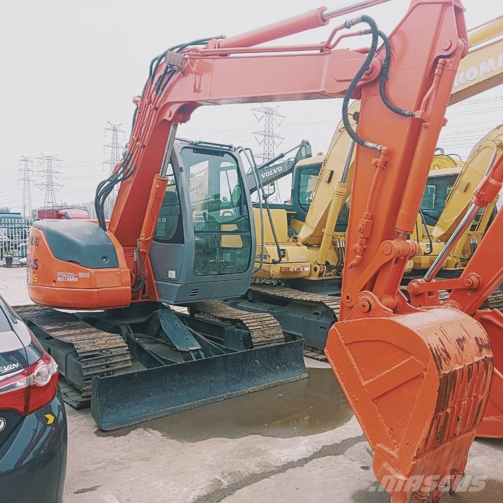 Hitachi ZX 75 US 中型挖掘机