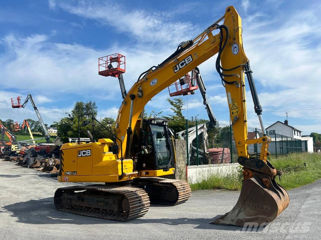 JCB 140X LC حفارات زحافة