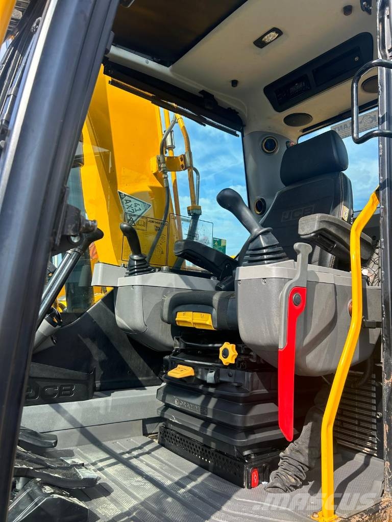 JCB 140X LC حفارات زحافة