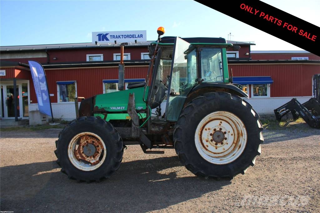 Valtra Valmet 700 Dismantled. Only spare parts. Tractoren