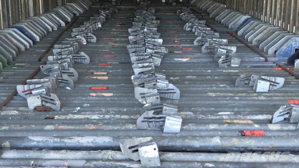 Layher Blitz Vertikalrahmen Stahl 2,00 m x 0,73 m gebr. معدات سقالات