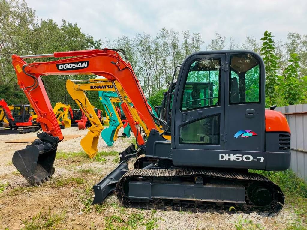 Doosan DH 60 Mini excavatoare < 7t