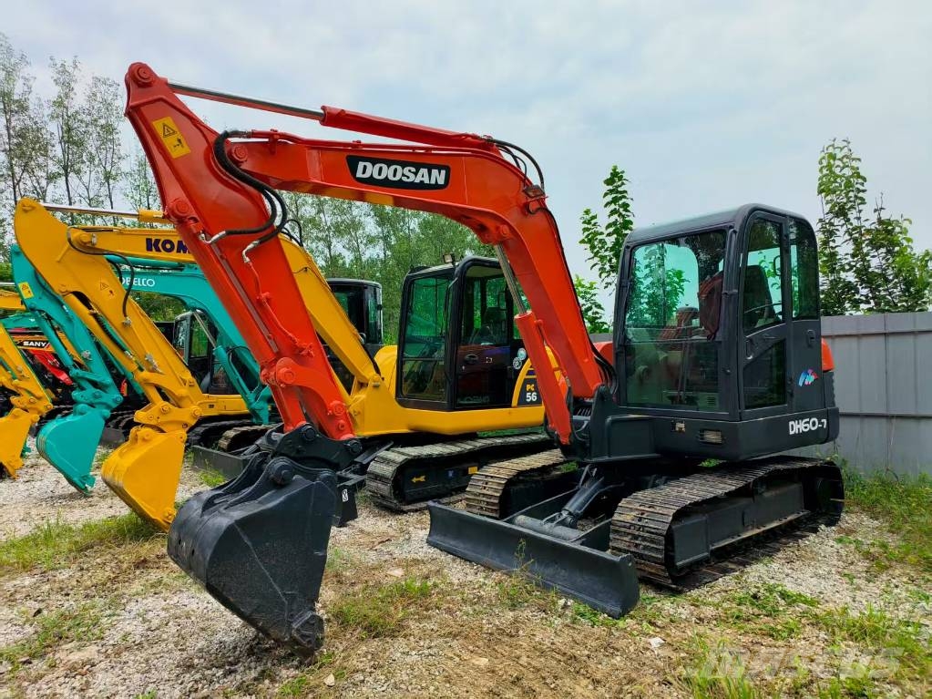 Doosan DH 60 Mini excavatoare < 7t