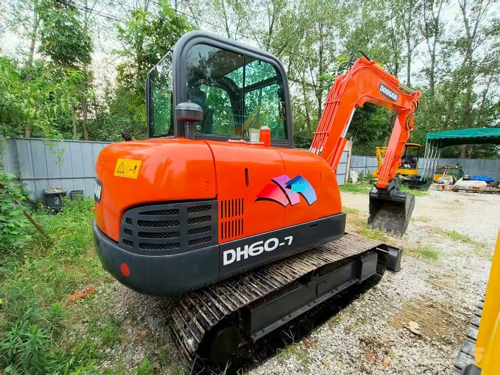 Doosan DH 60 Mini excavatoare < 7t