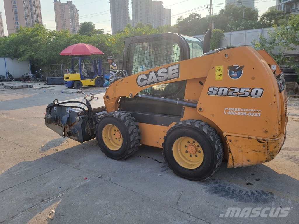 CASE SR 250 Φορτωτάκια