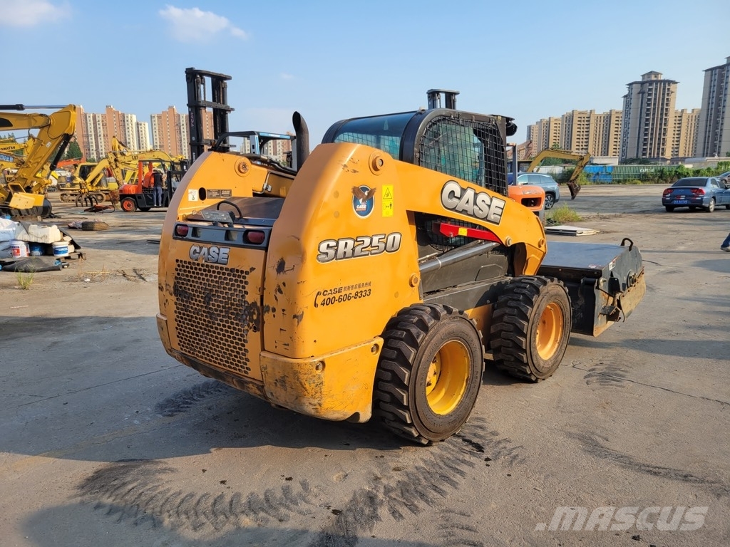 CASE SR 250 Φορτωτάκια