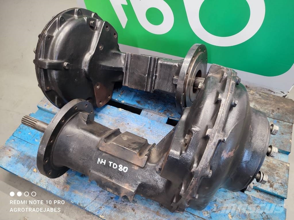 New Holland Rear hub reduction shaft 5140205 New Holland TD80 Transmissão