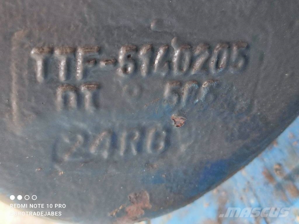 New Holland Rear hub reduction shaft 5140205 New Holland TD80 Transmissão