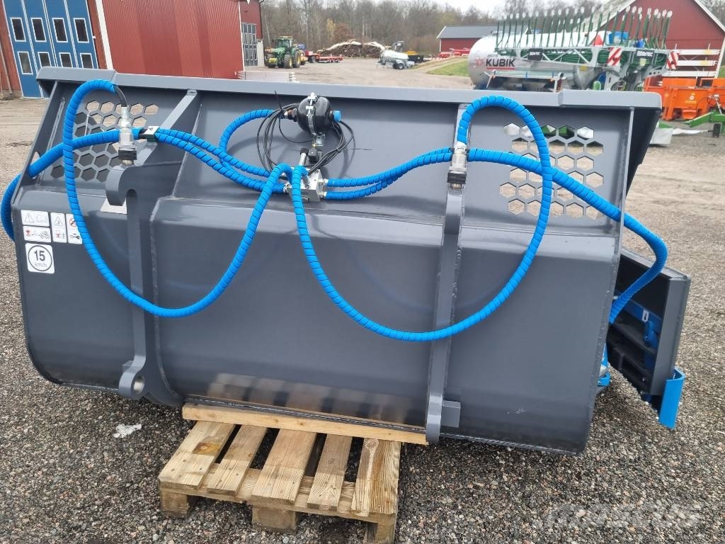 SE Equipment Klaffskopa Stora BM Buckets