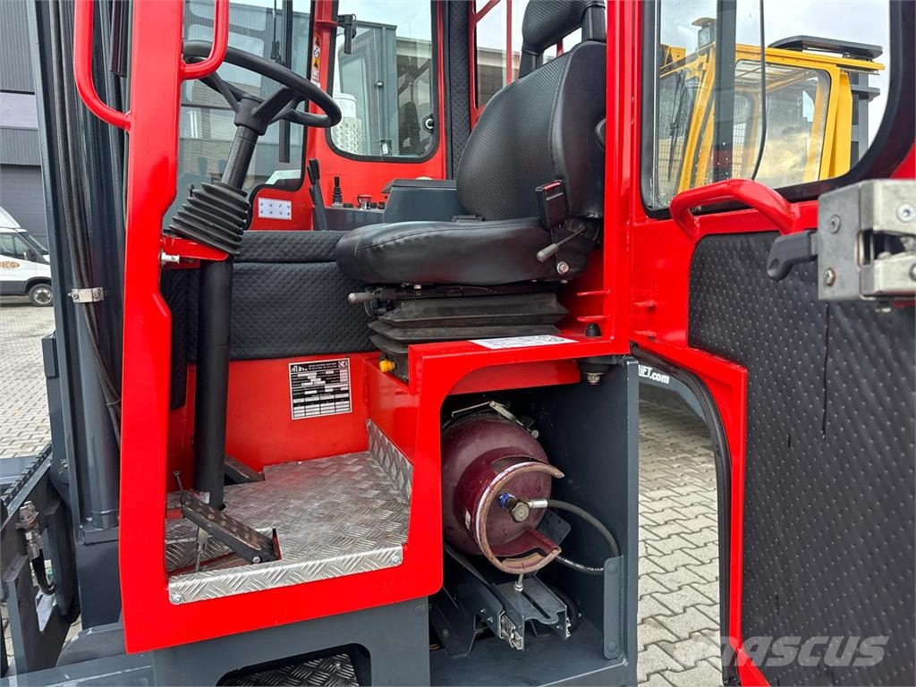 Combilift C4500  // 4500 KG //Triplex 9300 //Very good condi 四向前伸式堆高機(叉車)