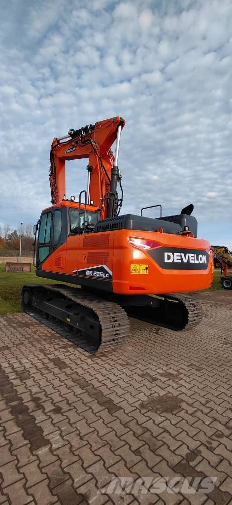 Doosan DX 225 LC-7 Gravemaskiner på larvebånd