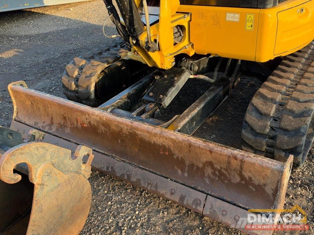 CAT 304 E2 CW10 - CE - 4-cylinder tilting bucket + bac Mini pelle < 7t