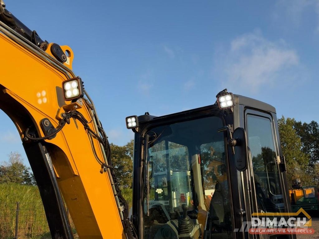 CAT 304 E2 CW10 - CE - 4-cylinder tilting bucket + bac Mini pelle < 7t