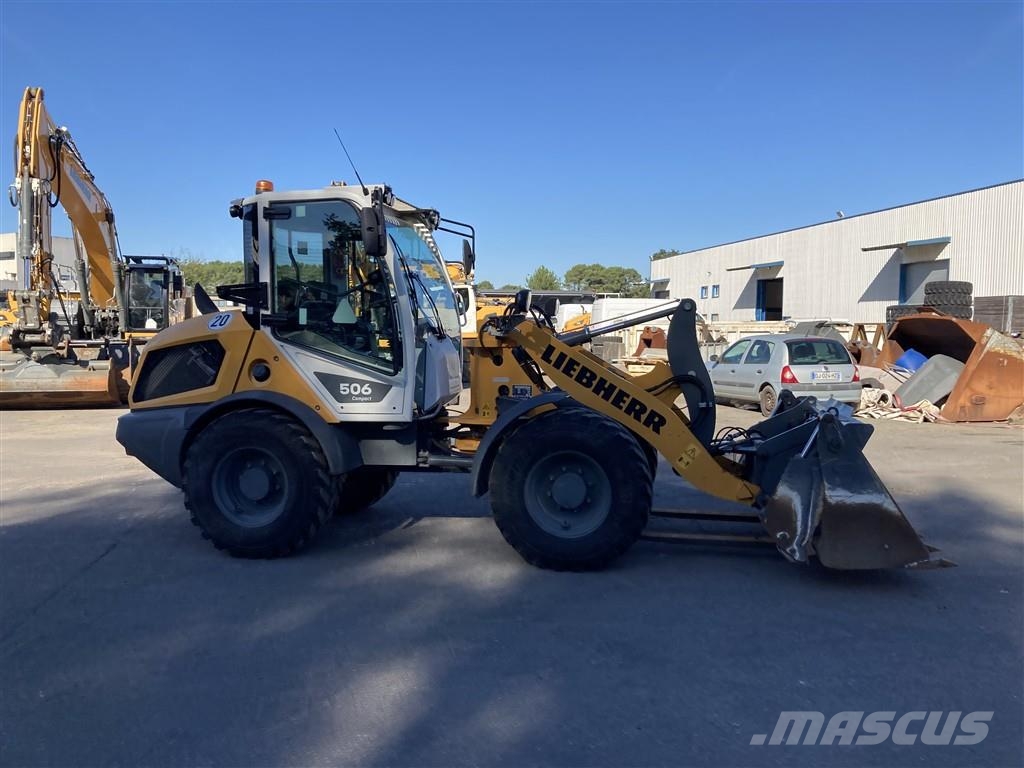 Liebherr L 506 Compact Chargeuse sur pneus