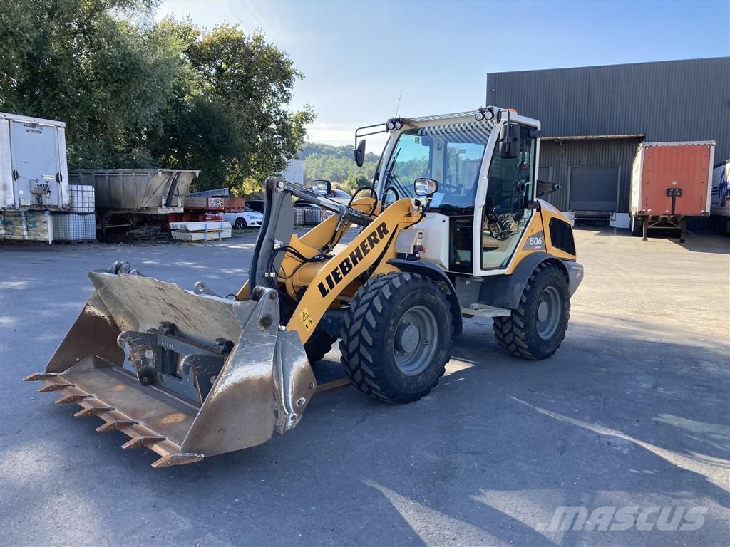 Liebherr L 506 Compact Chargeuse sur pneus