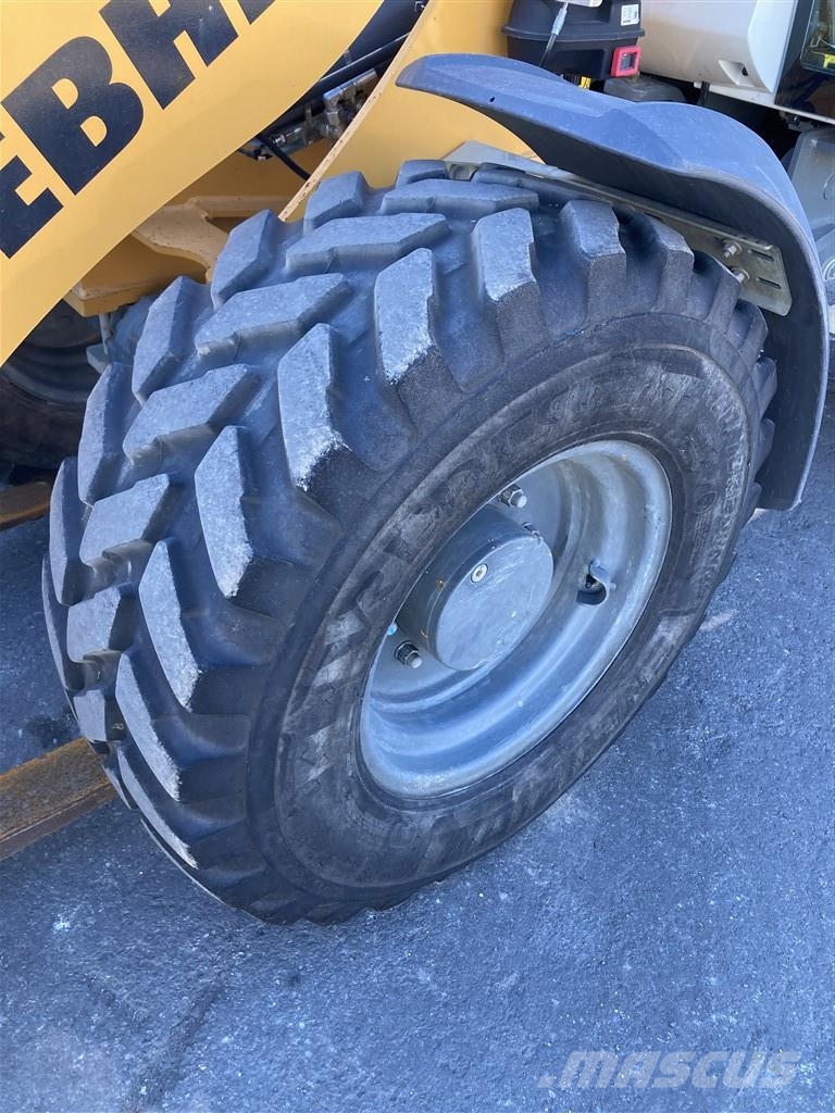 Liebherr L 506 Compact Chargeuse sur pneus