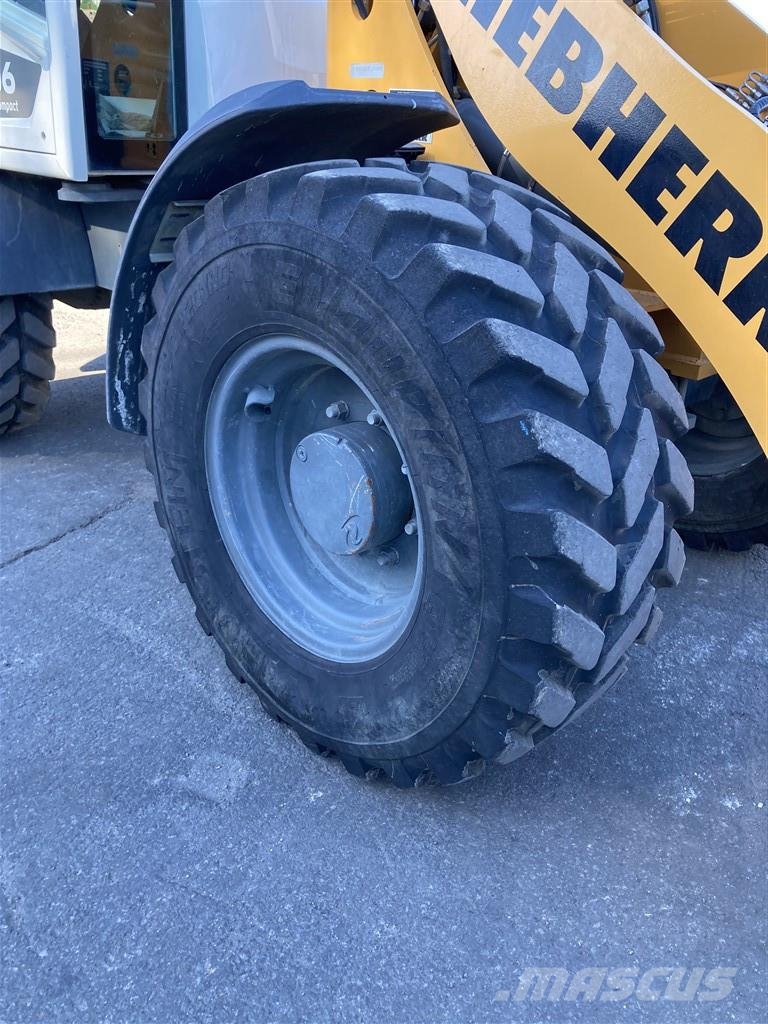 Liebherr L 506 Compact Chargeuse sur pneus