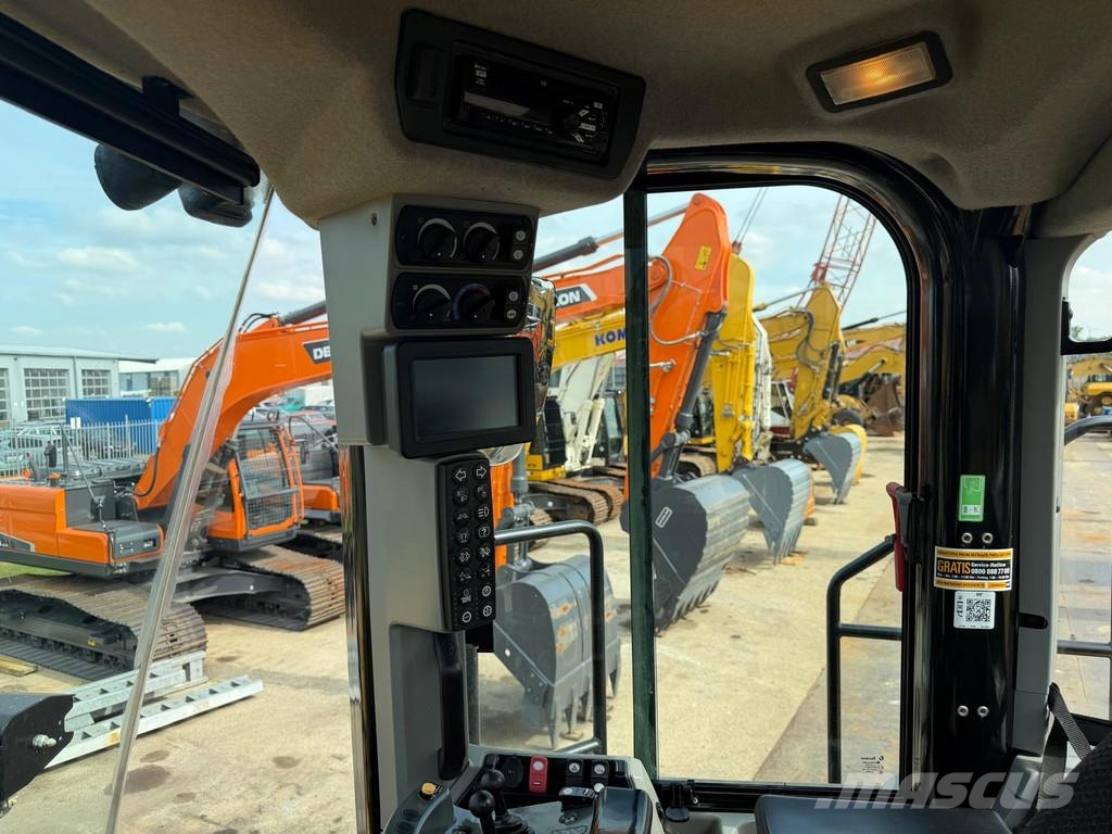 CAT 982M . لوادر بعجل