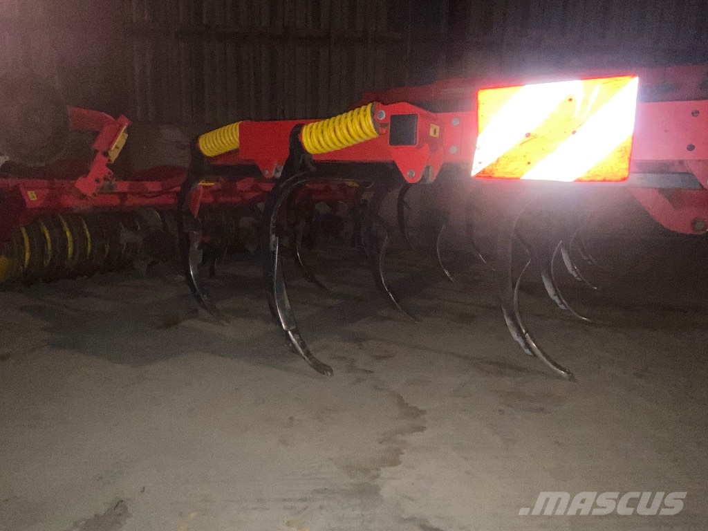 Väderstad Cultus350 كاسحات