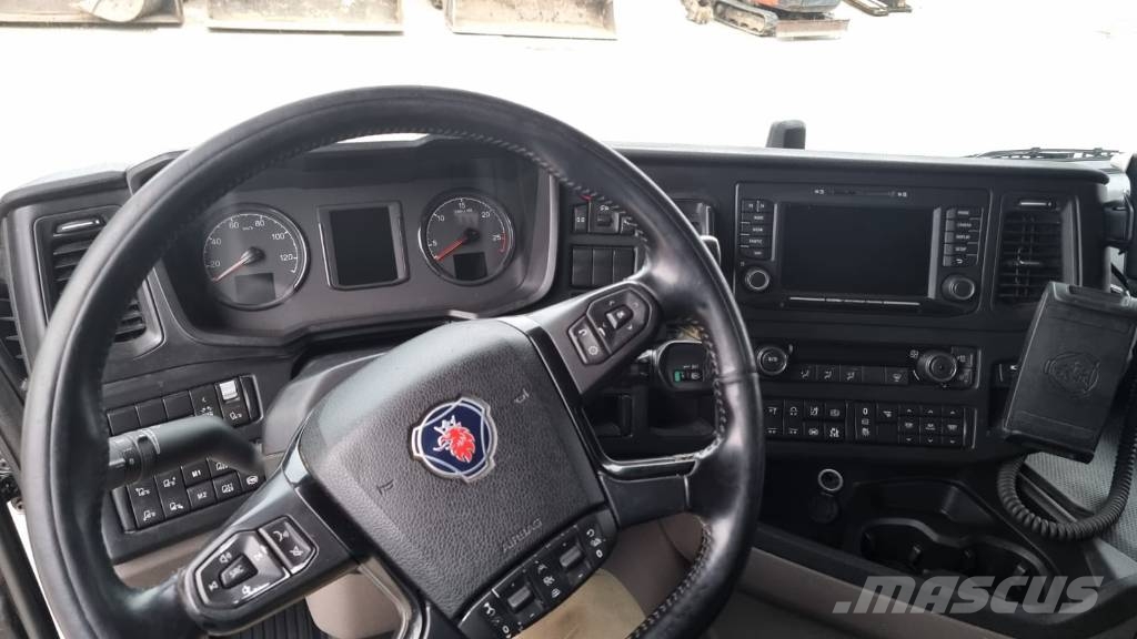 Scania G 410 6X2 Další