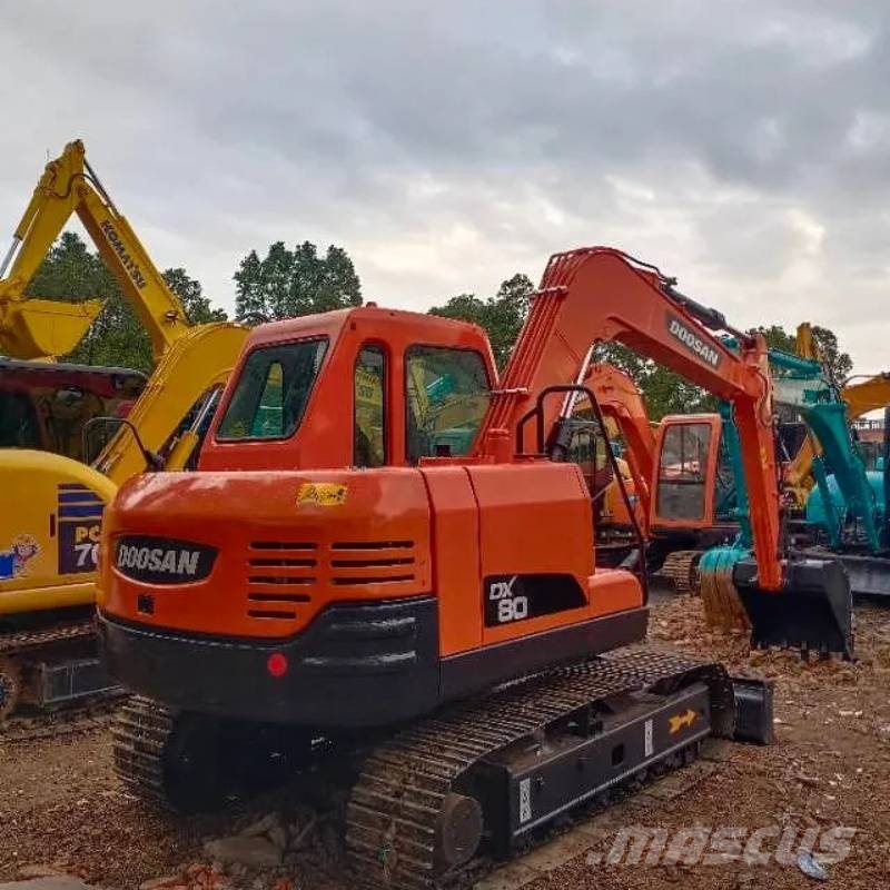 Doosan DX80 Midi-gravemaskiner 7t - 12t