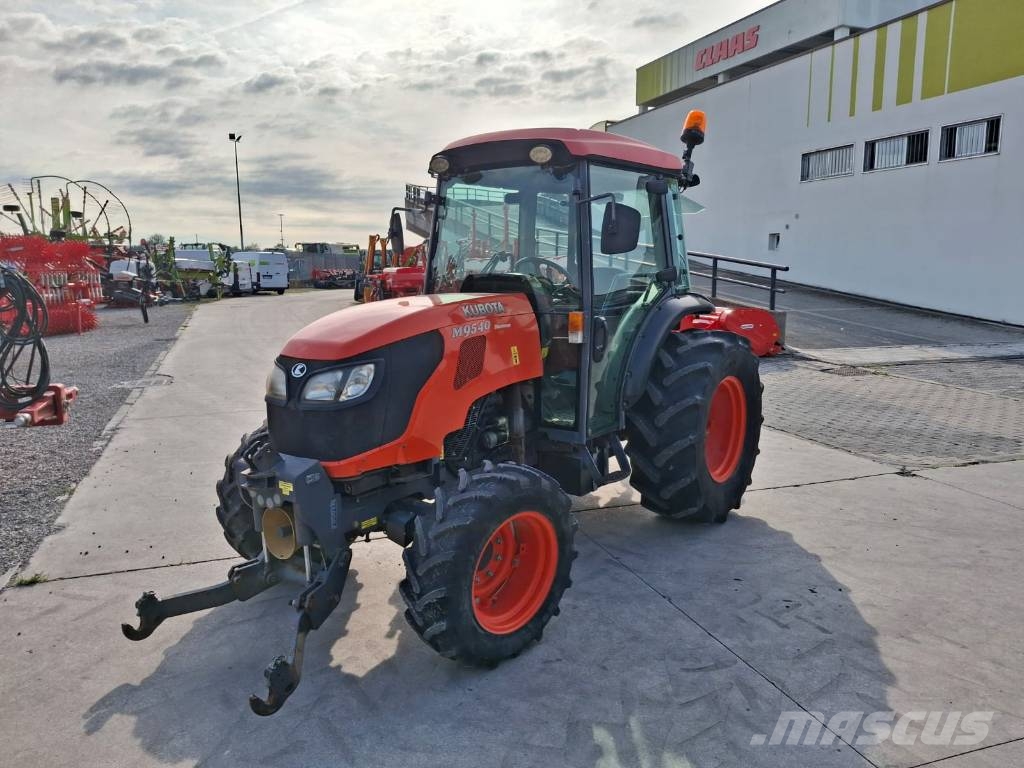 Kubota M 9540 Traktorer