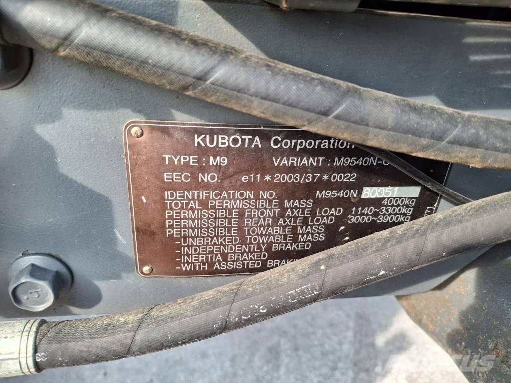 Kubota M 9540 Traktorer