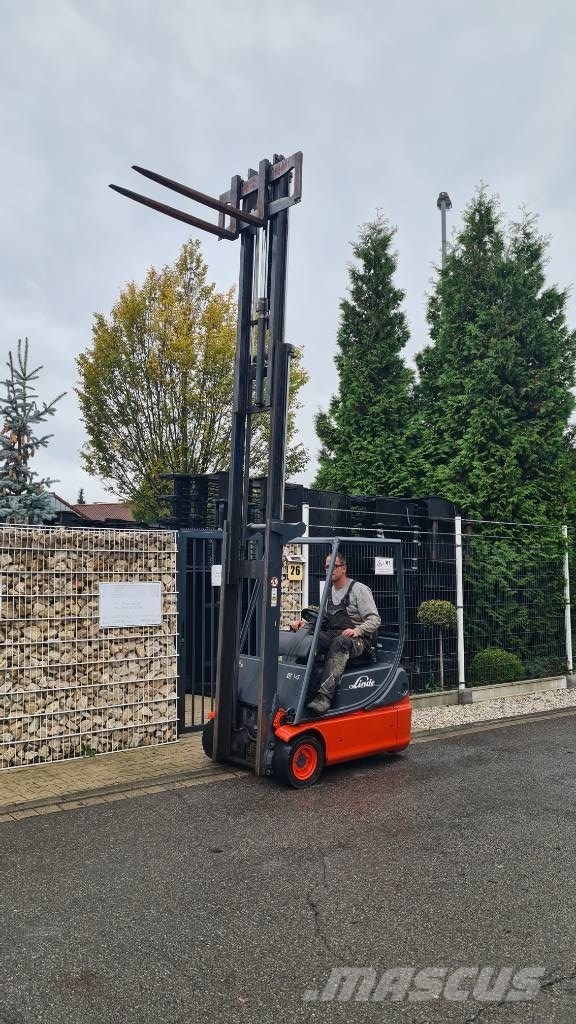 Linde E 14-02, Tripplex bis 4,5 m, Hubkraft 1.400 kg شاحنات ذات رافعات شوكية تعمل بالكهرباء