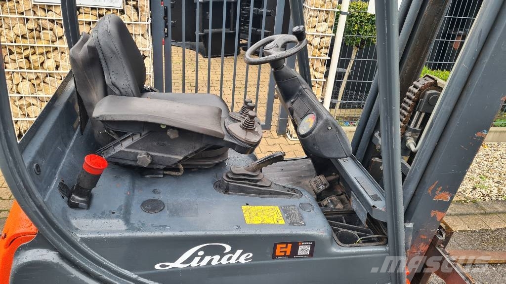 Linde E 14-02, Tripplex bis 4,5 m, Hubkraft 1.400 kg شاحنات ذات رافعات شوكية تعمل بالكهرباء