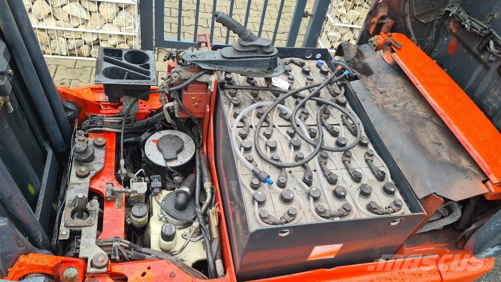 Linde E 14-02, Tripplex bis 4,5 m, Hubkraft 1.400 kg شاحنات ذات رافعات شوكية تعمل بالكهرباء