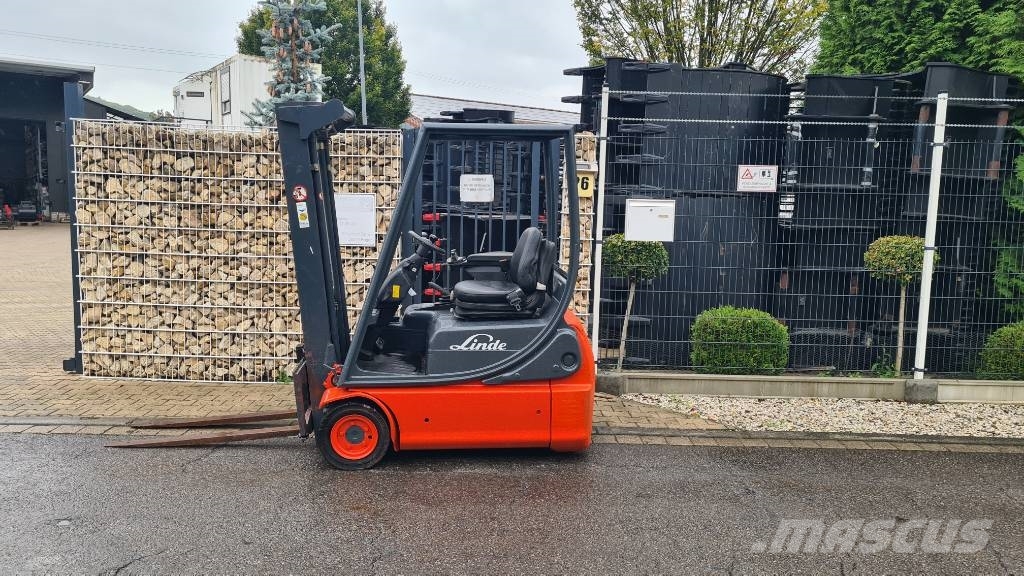 Linde E 14-02, Tripplex bis 4,5 m, Hubkraft 1.400 kg شاحنات ذات رافعات شوكية تعمل بالكهرباء