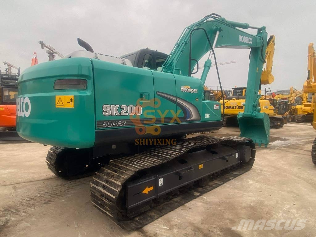Kobelco SK 200 Excavadoras sobre orugas