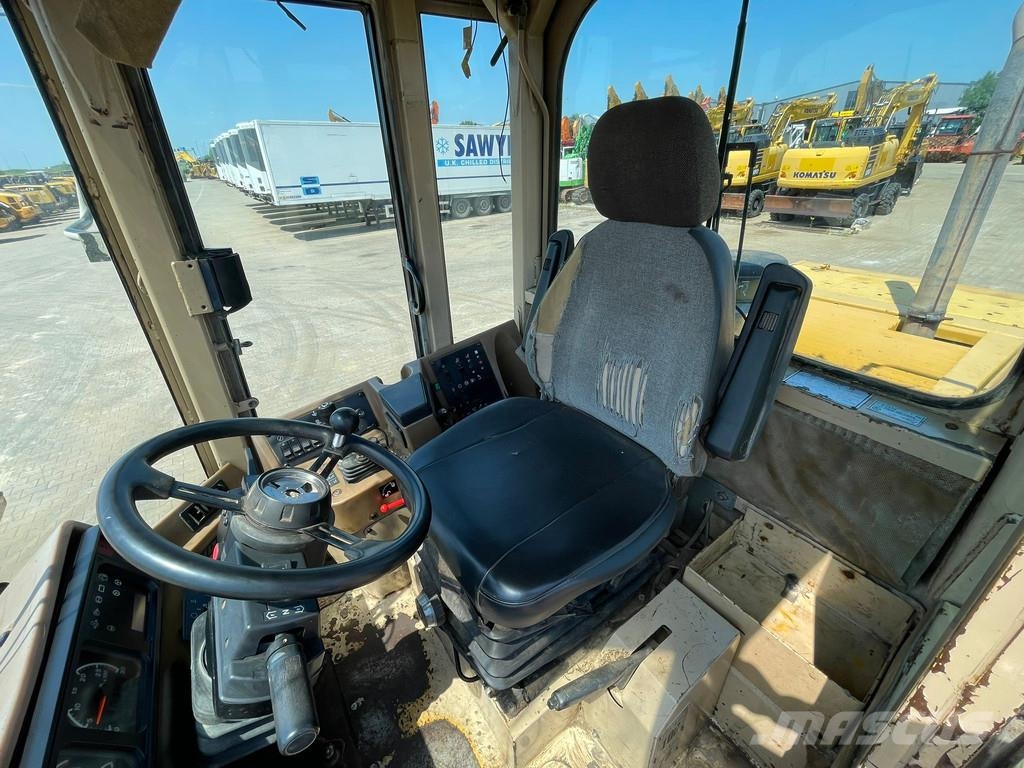 CAT 938F Carregadeiras de rodas