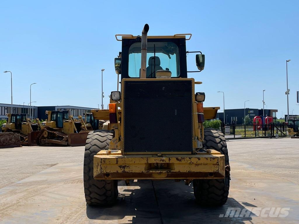 CAT 938F Carregadeiras de rodas