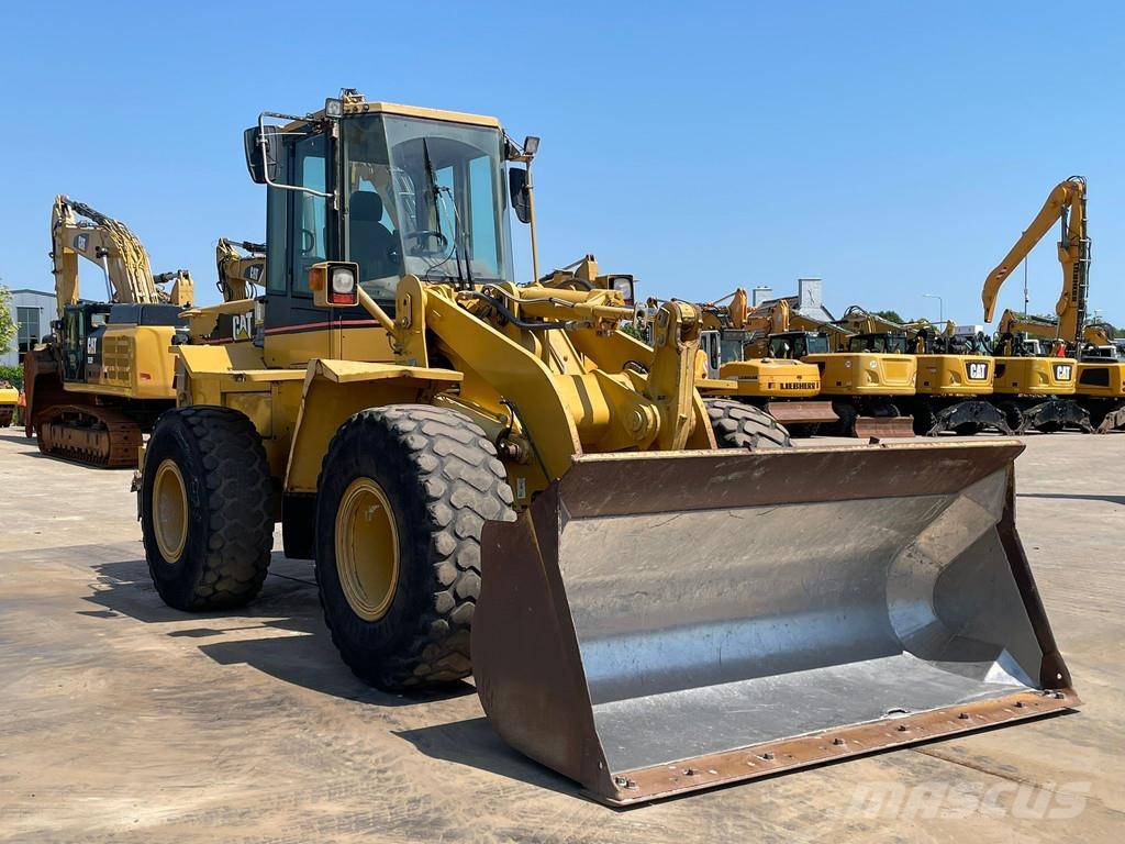 CAT 938F Carregadeiras de rodas