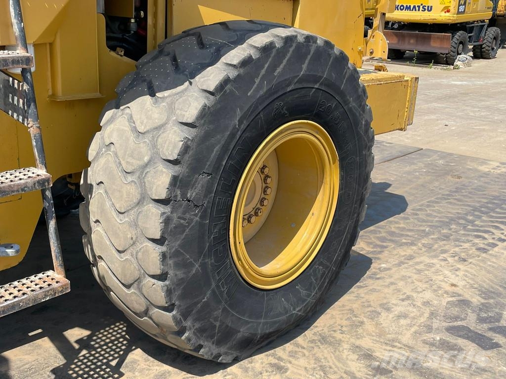 CAT 938F Carregadeiras de rodas
