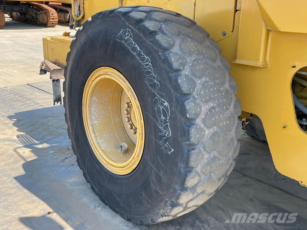 CAT 938F Carregadeiras de rodas