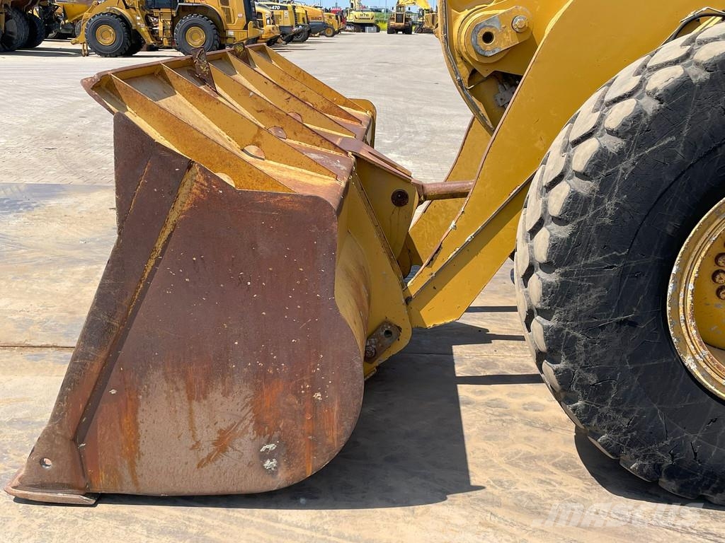CAT 938F Carregadeiras de rodas