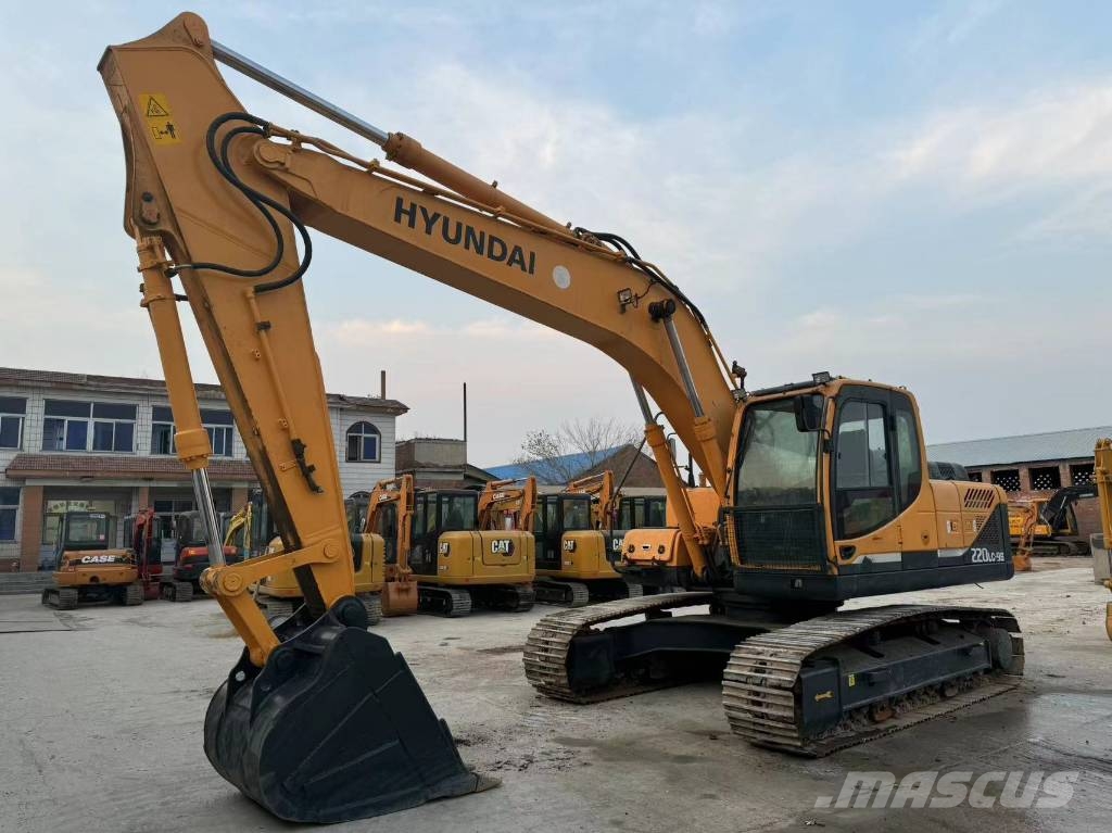 Hyundai Robex 220 LC-9 S Kāpurķēžu ekskavatori