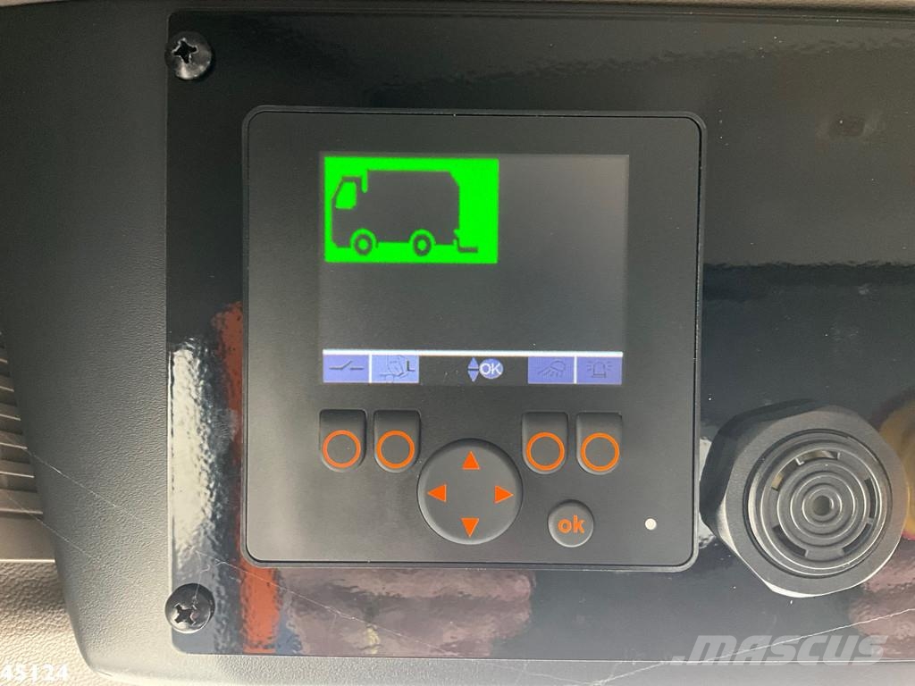 DAF FAQ XD 410 Euro 6 Hiab 23 Tonmeter laadkraan Komunalni tovornjaki