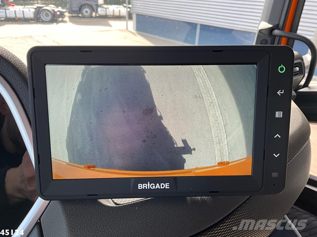 DAF FAQ XD 410 Euro 6 Hiab 23 Tonmeter laadkraan Komunalni tovornjaki