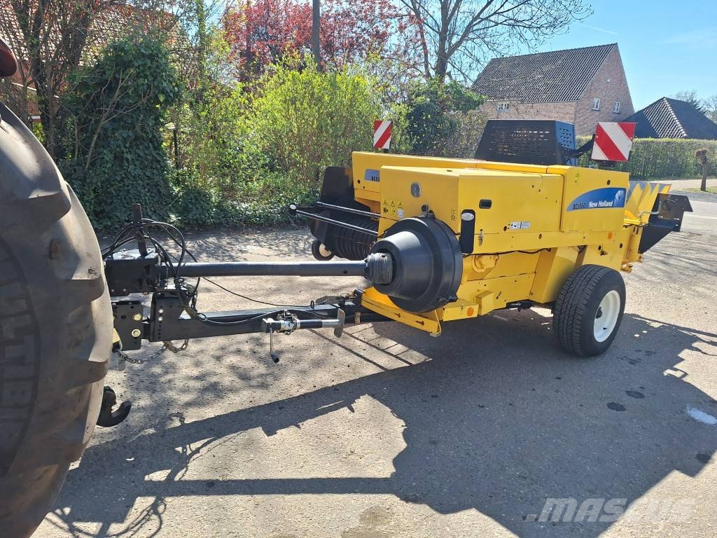 New Holland BC 5060 Presse quadre