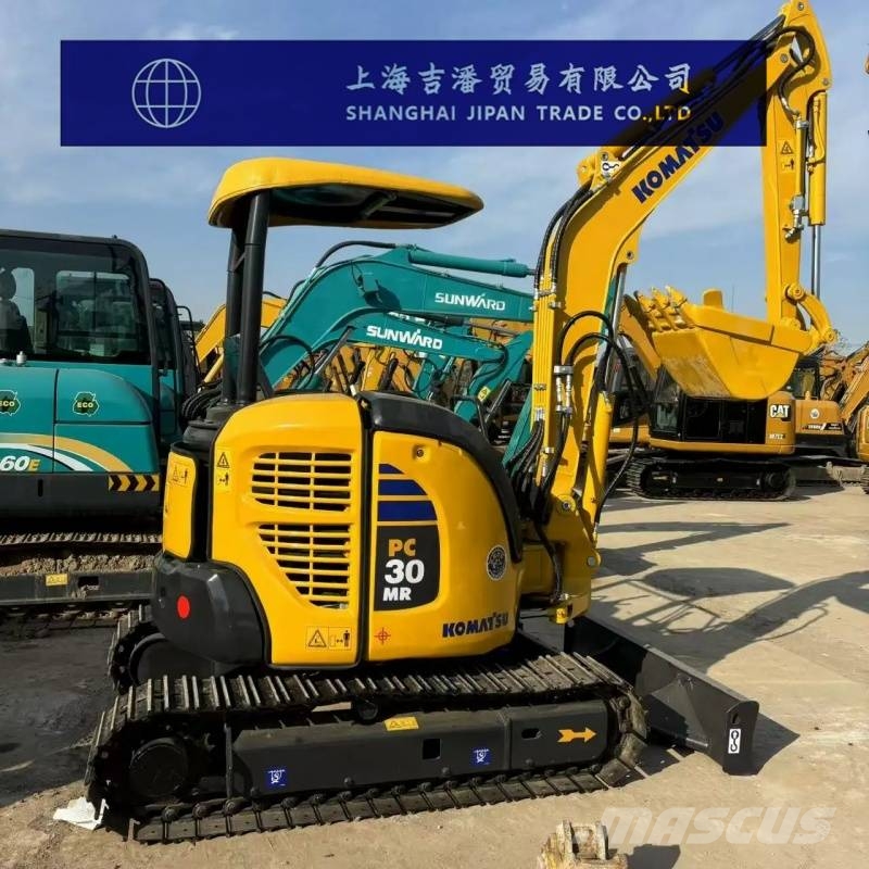 Komatsu PC30 小型挖掘机