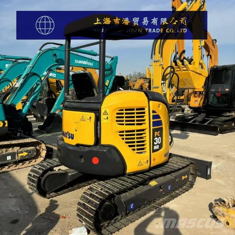Komatsu PC30 小型挖掘机
