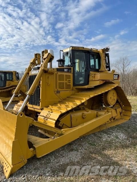 CAT D 6 T LGP Гусеничные бульдозеры