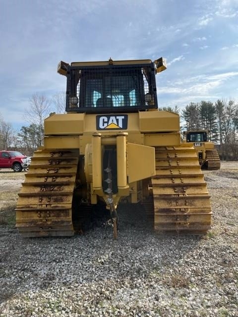 CAT D 6 T LGP Гусеничные бульдозеры